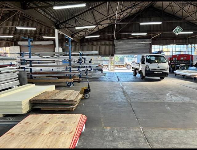 INDUSTRIAL PROPERTY TO RENT IN DEAL PARTY